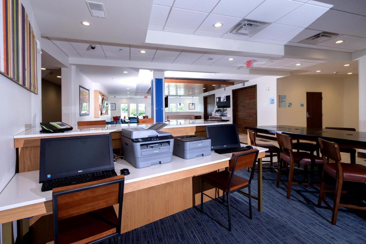 Holiday Inn Express Rochester Hills By Ihg Buitenkant foto